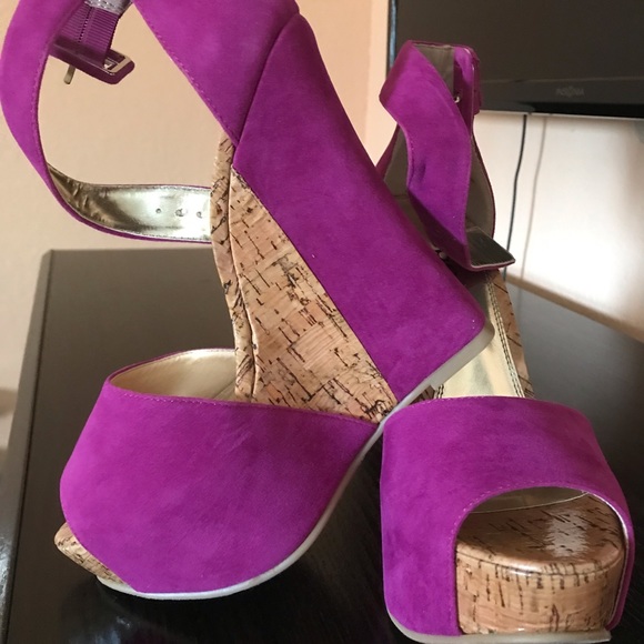 bebe Shoes - Bebe heel